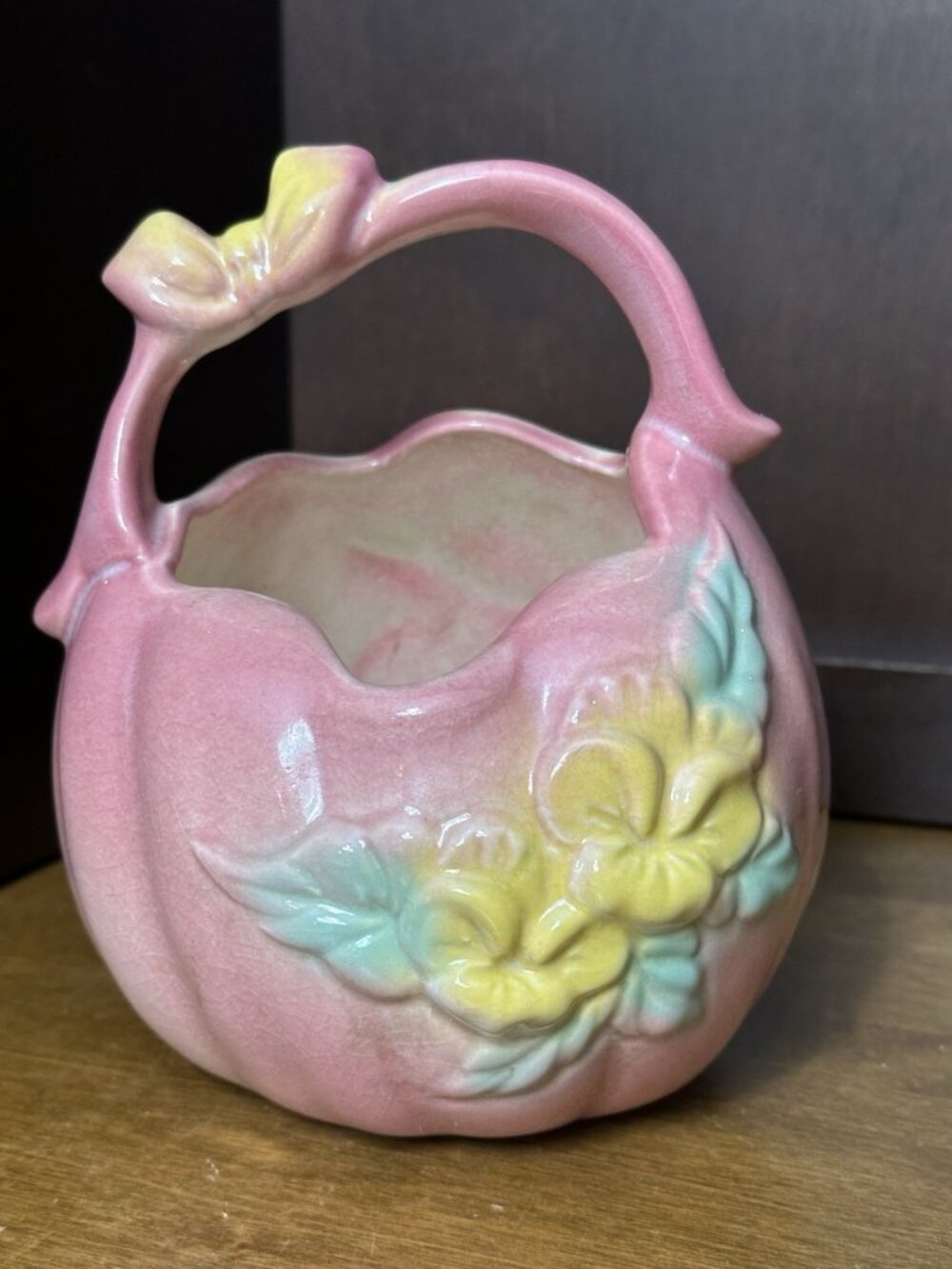 Hull Pottery Sunglow Bow Basket #84 Pink Yellow Pansies & Butterfly Vintage